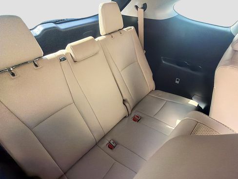 Used 2022 Toyota Highlander Limited image 29