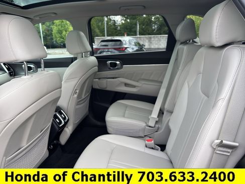 Used 2023 Kia Sorento SX AWD/4WD image 27
