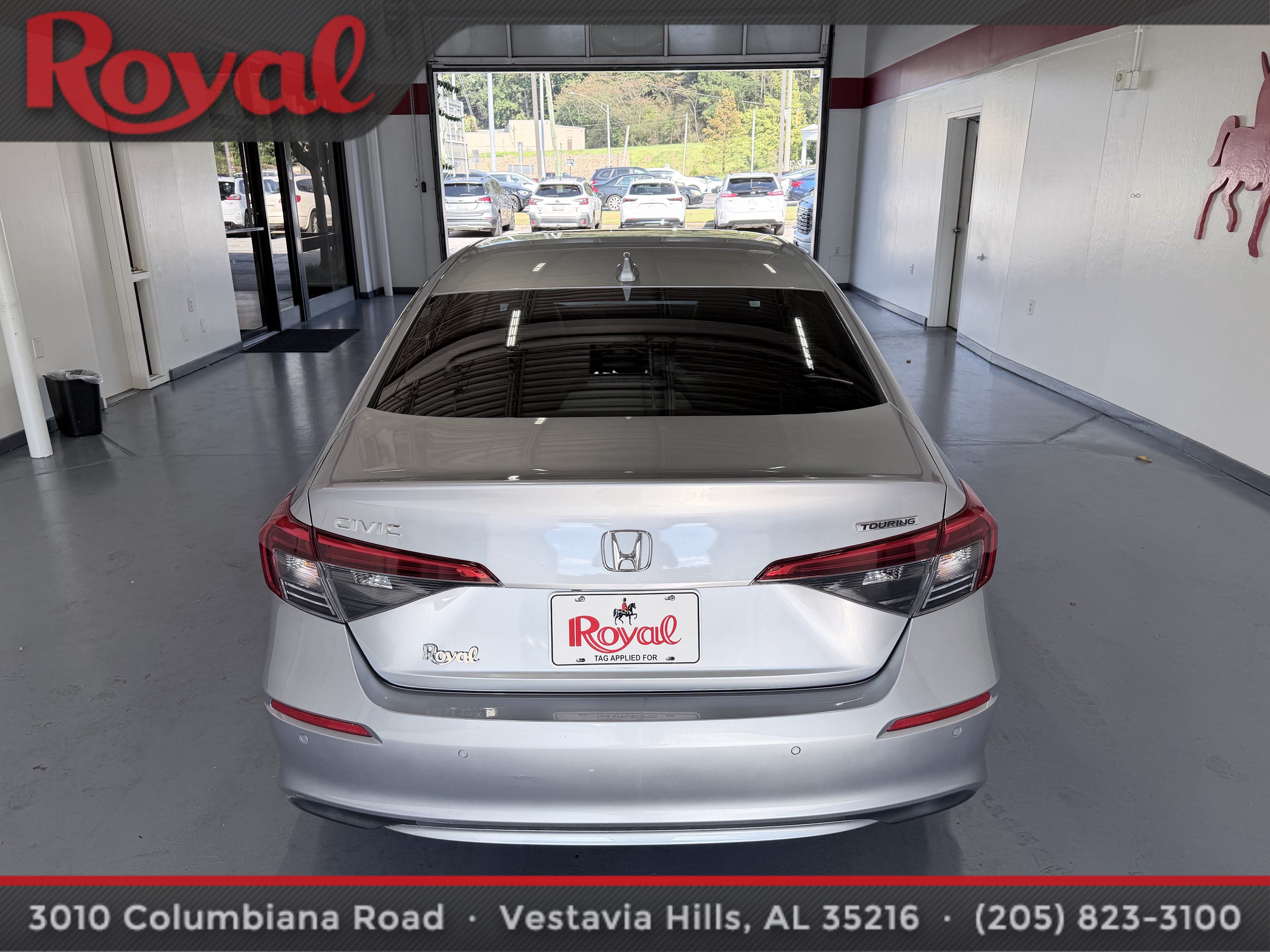 Used 2022 Honda Civic Touring image 5