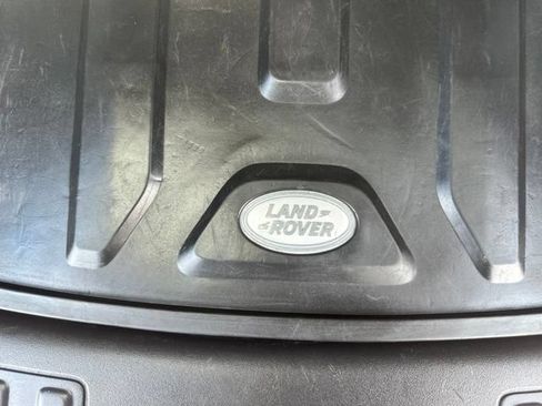Used 2016 Land Rover Discovery Sport SE AWD/4WD image 20
