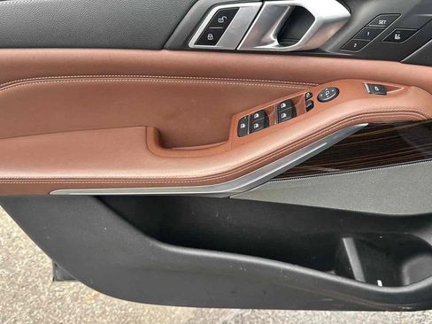 Used 2020 BMW X5 M50i w/ Premium Package AWD/4WD image 31
