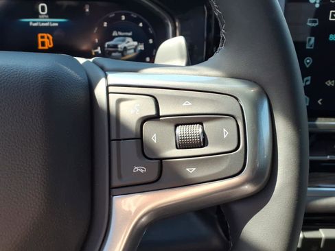 Used 2026 Chevrolet Silverado 1500 LT Trail Boss w/ LT Trail Boss Premium Package AWD/4WD image 16