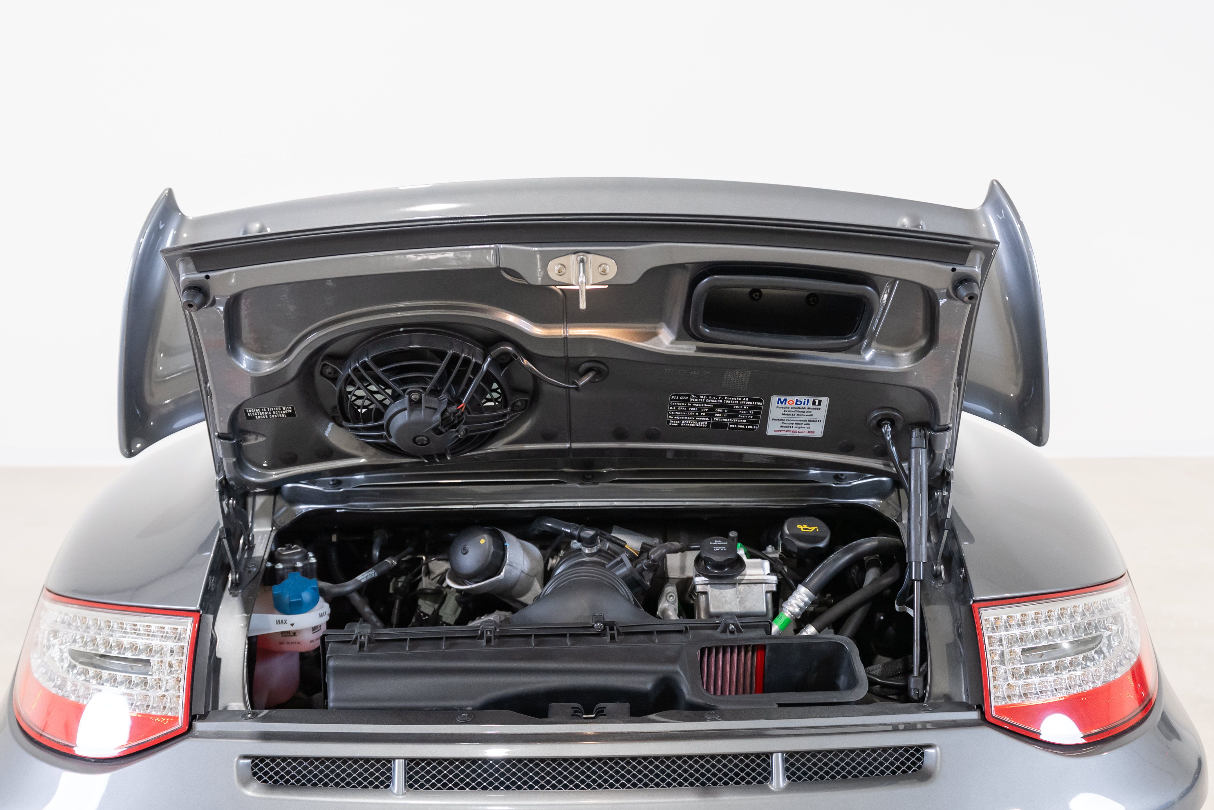 Used 2011 Porsche 911 GT3 RWD image 97