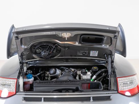 Used 2011 Porsche 911 GT3 RWD image 97