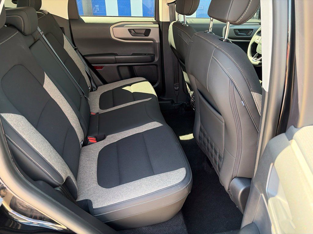 Used 2025 Ford Bronco Sport Big Bend w/ Convenience Package AWD/4WD image 14