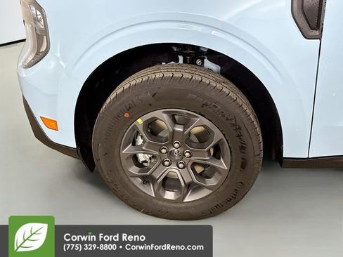 New 2026 Ford Maverick XLT image 30