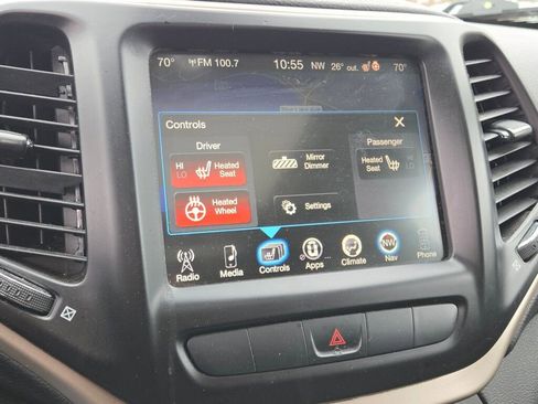 Used 2015 Jeep Cherokee Latitude w/ Comfort/Convenience Group image 22