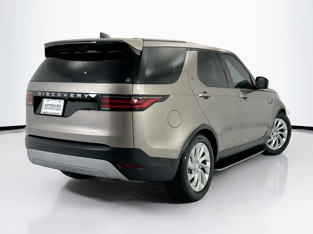 Certified 2025 Land Rover Discovery S AWD/4WD image 5