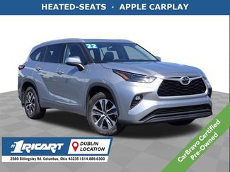 Used 2022 Toyota Highlander XLE AWD/4WD video 1