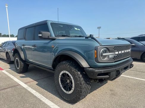 Used 2022 Ford Bronco Badlands AWD/4WD image 3