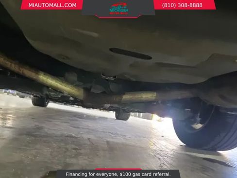 Used 2015 Ford Taurus SEL w/ Equipment Group 201A FWD image 12