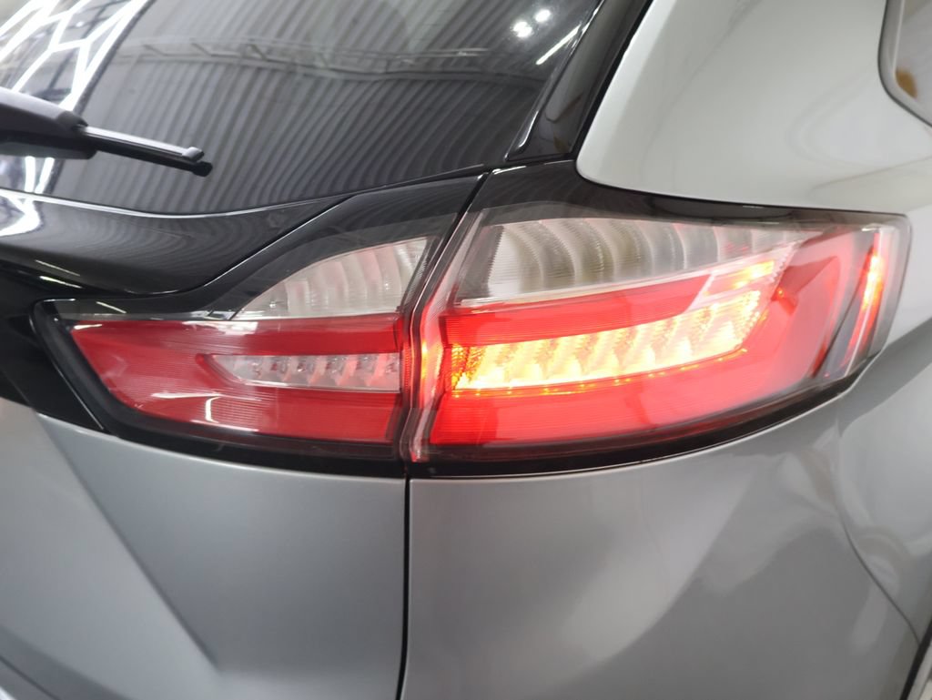 Used 2022 Ford Edge SE AWD/4WD image 32