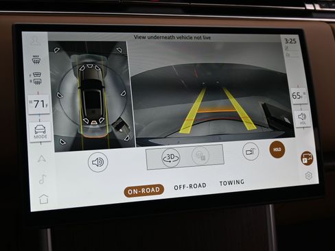 Used 2025 Land Rover Range Rover SE image 14