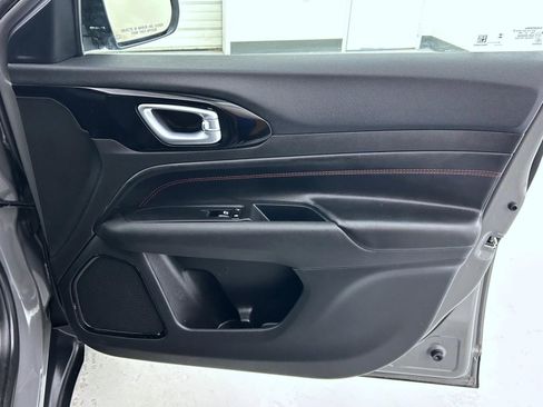 Certified 2024 Jeep Compass Trailhawk image 16