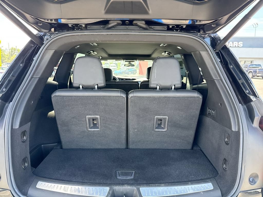 Used 2022 Cadillac XT6 Premium Luxury AWD/4WD image 17