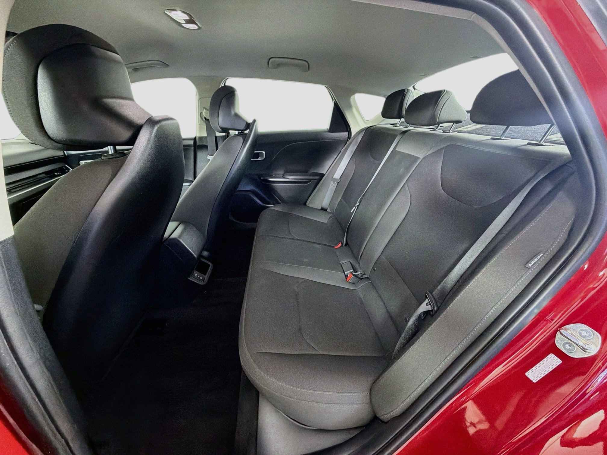 Used 2026 Kia K4 FWD image 27