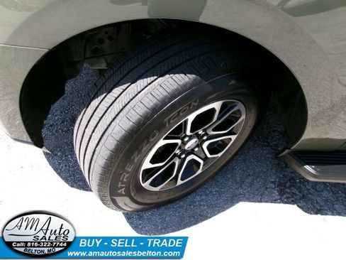 Used 2024 Ford Expedition Max XLT RWD image 25
