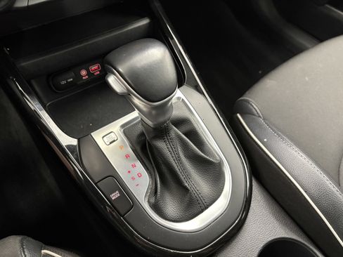 Used 2021 Kia Forte GT-Line FWD image 18
