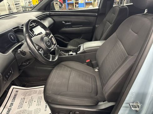 Used 2022 Hyundai Santa Cruz SEL Premium image 9