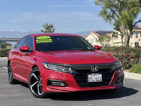 Used 2019 Honda Accord Sport image 1