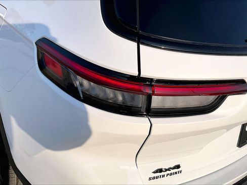 New 2025 Jeep Grand Cherokee L Limited image 14