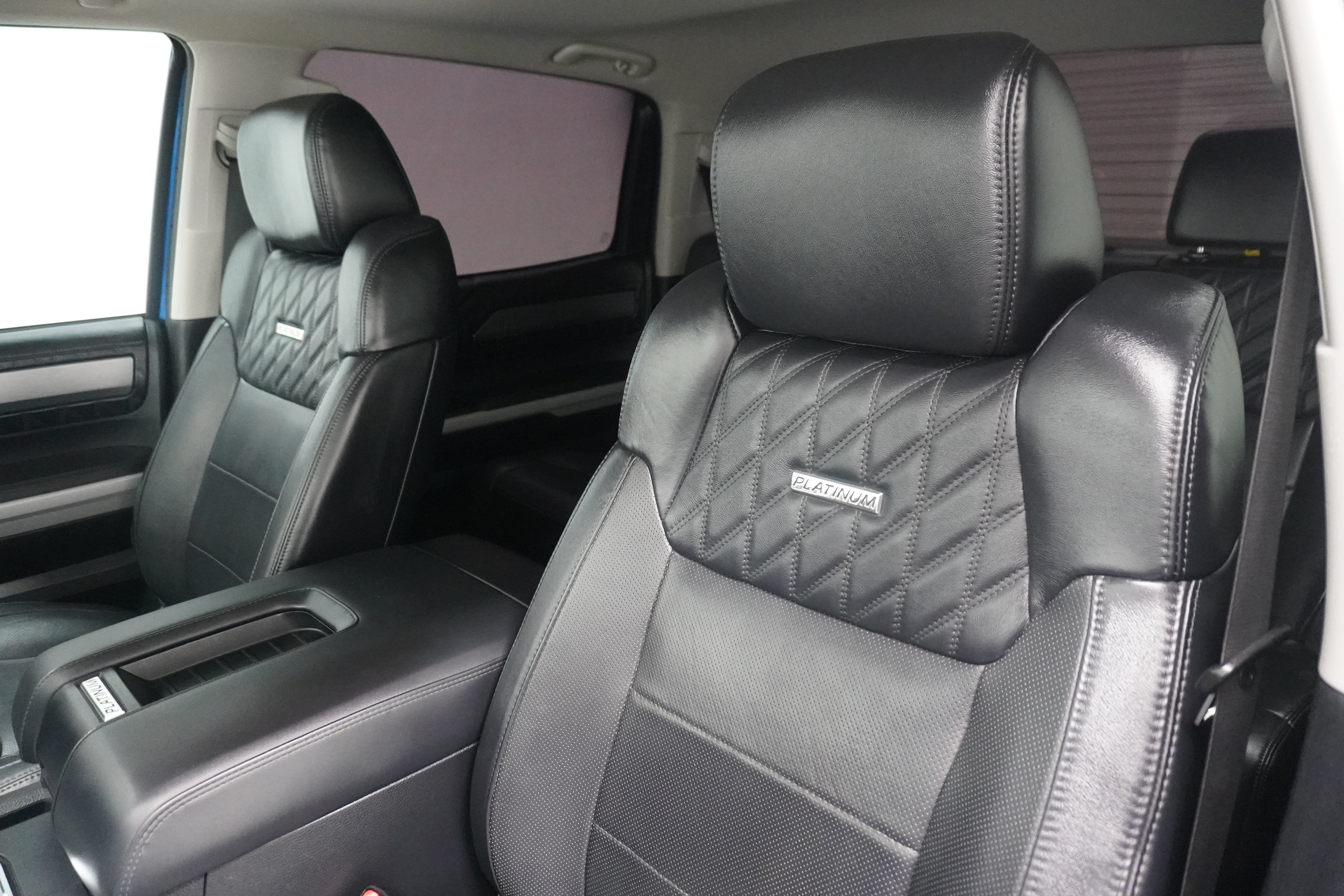 Used 2018 Toyota Tundra Platinum AWD/4WD image 10