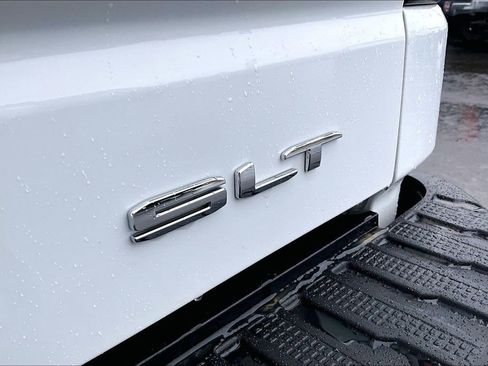 Used 2021 GMC Sierra 1500 SLT w/ SLT Premium Package image 8