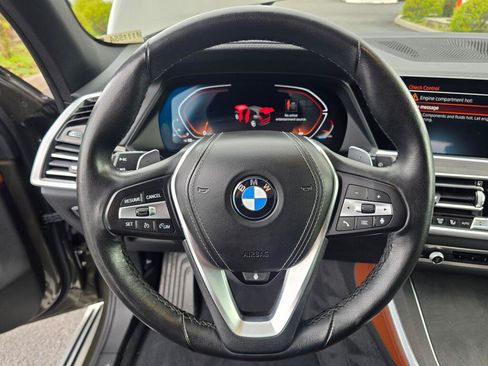 Used 2022 BMW X5 xDrive40i w/ Premium Package AWD/4WD image 15