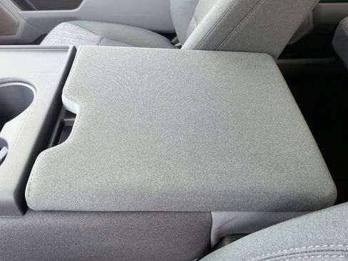 New 2026 Ford F250 XLT w/ XLT Premium Package image 30