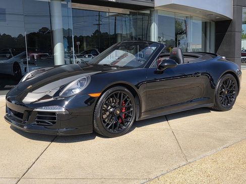 Used 2015 Porsche 911 Carrera GTS image 1