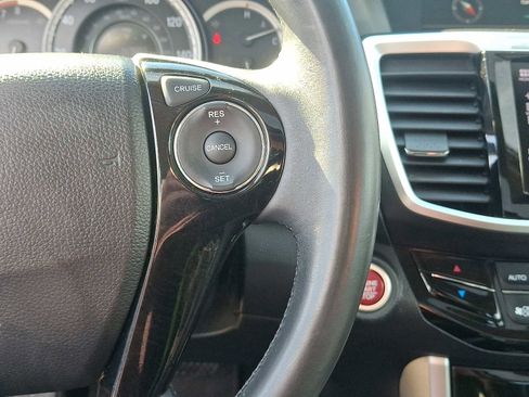 Used 2016 Honda Accord EX-L image 18