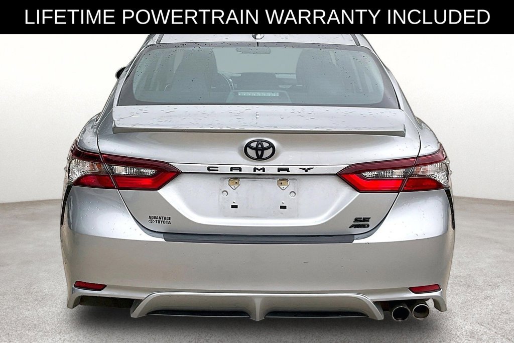 Used 2022 Toyota Camry SE w/ Cold Weather Package AWD/4WD image 5