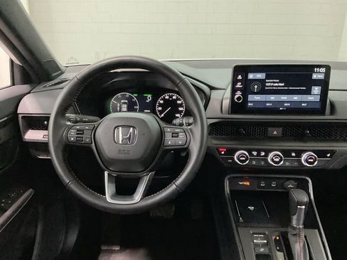 Certified 2026 Honda CR-V Sport image 9