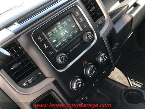 Used 2017 RAM 3500 Tradesman w/ Chrome Appearance Group image 15