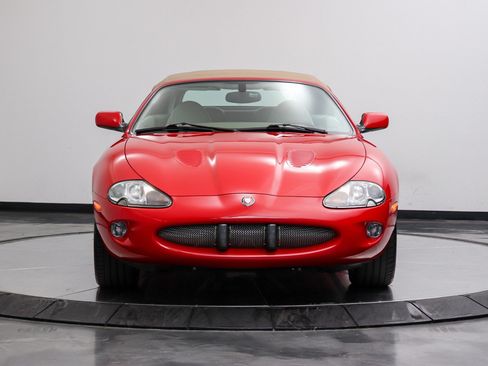 Used 2000 Jaguar XK8 Convertible RWD image 16
