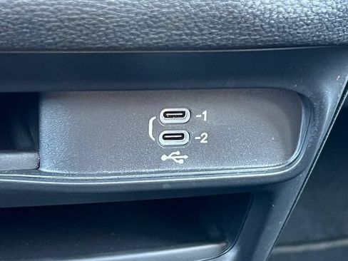 New 2026 Chrysler Pacifica Select FWD image 27