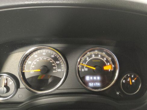 Used 2016 Jeep Compass High Altitude AWD/4WD image 23