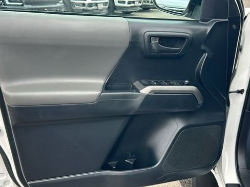 Used 2019 Toyota Tacoma SR5 image 16