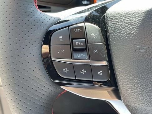 New 2026 Ford Explorer ST-Line AWD/4WD image 31