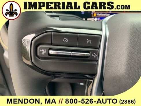 New 2026 Chevrolet Colorado ZR2 w/ Technology Package AWD/4WD image 17