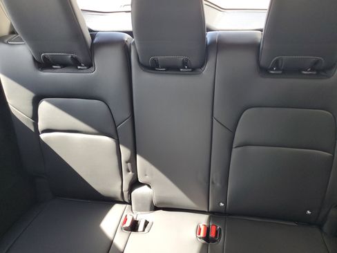 New 2026 Nissan Pathfinder Platinum image 23