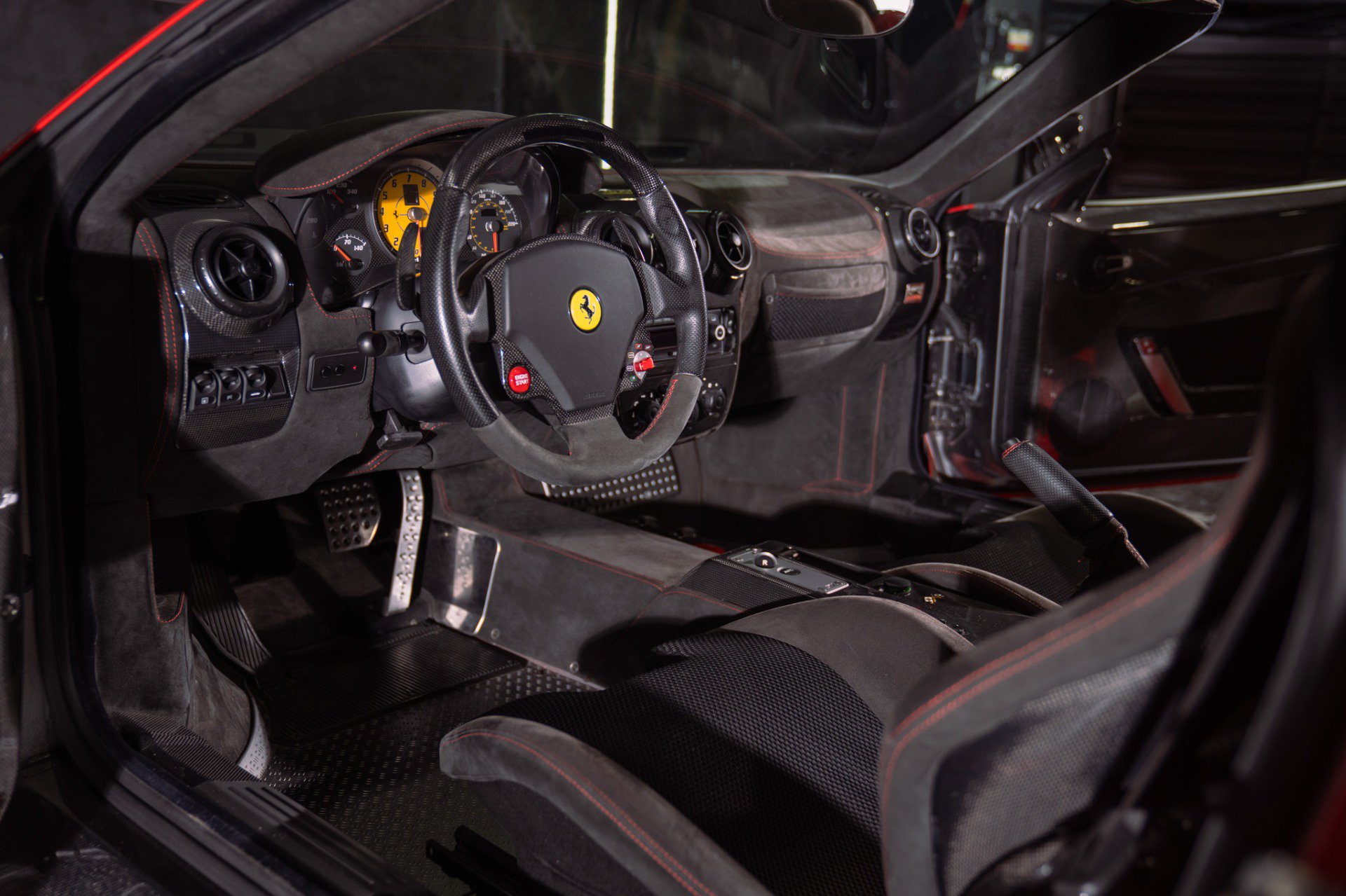 Used 2009 Ferrari F430 Scuderia RWD image 2