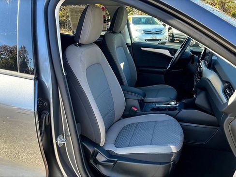 Used 2022 Ford Escape SE w/ Convenience Package image 9