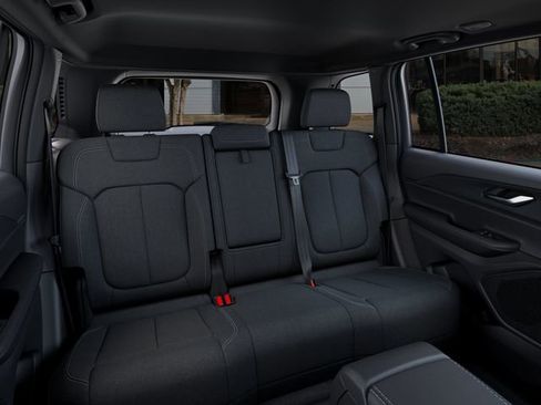 New 2025 Jeep Grand Cherokee Laredo image 15