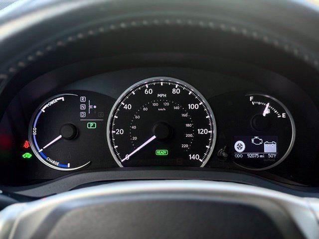 Used 2012 Lexus CT 200h Premium FWD image 22