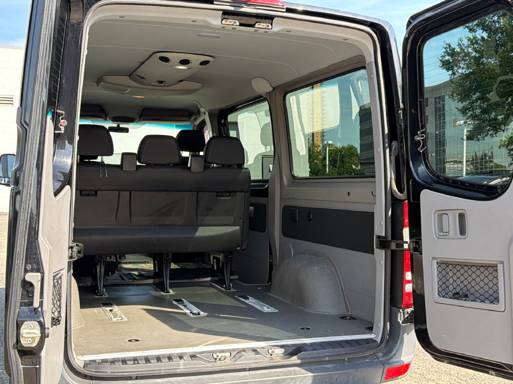 Used 2015 Mercedes-Benz Sprinter 2500 image 8