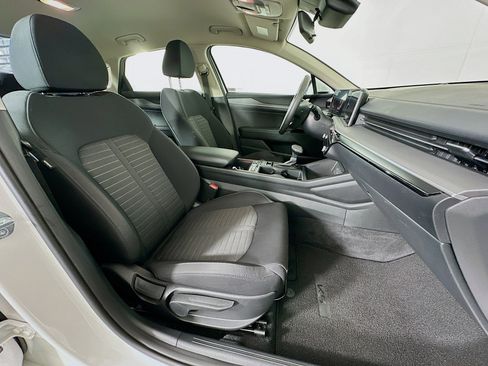 Used 2025 Kia K5 LXS image 29