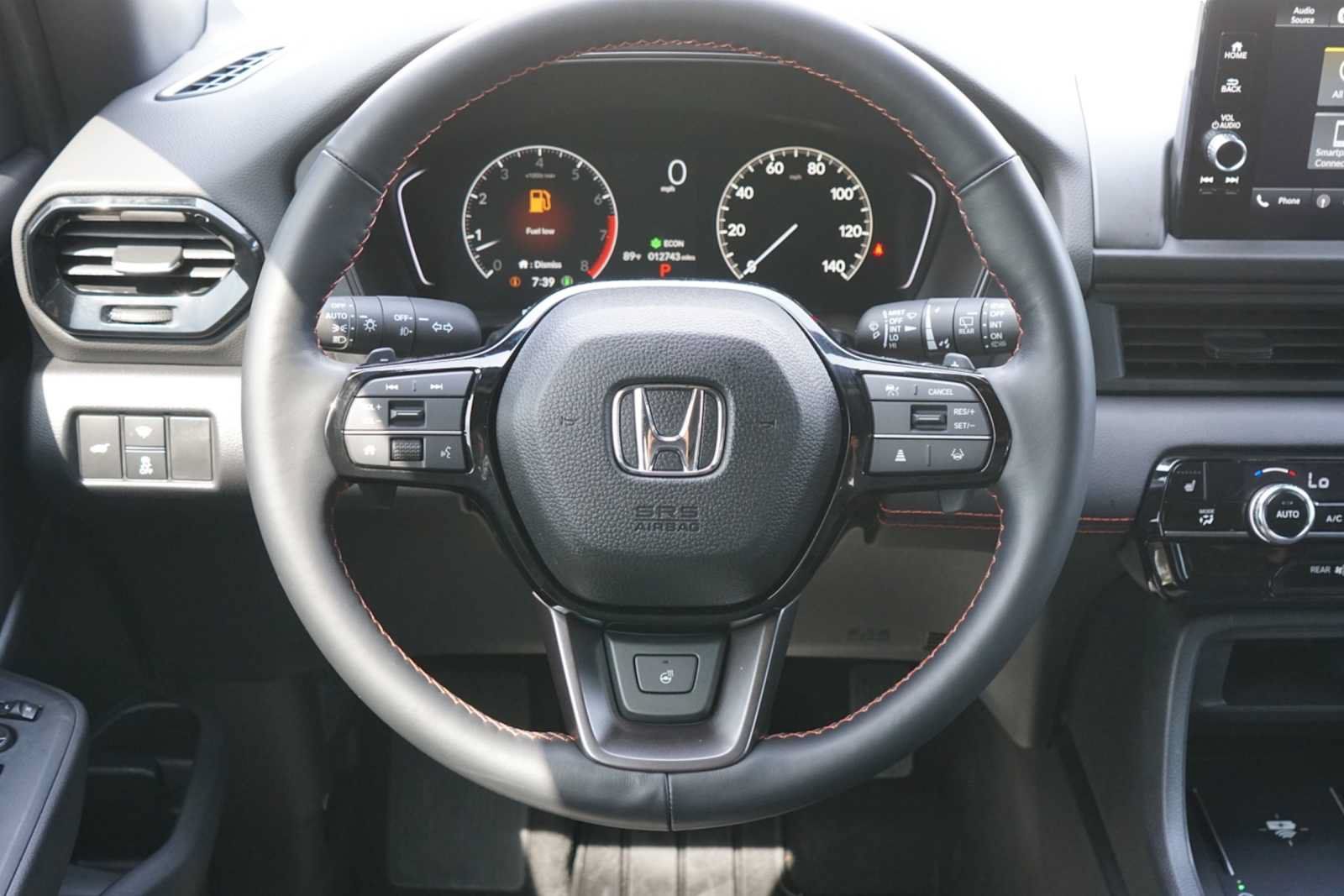 Used 2025 Honda Pilot TrailSport image 23