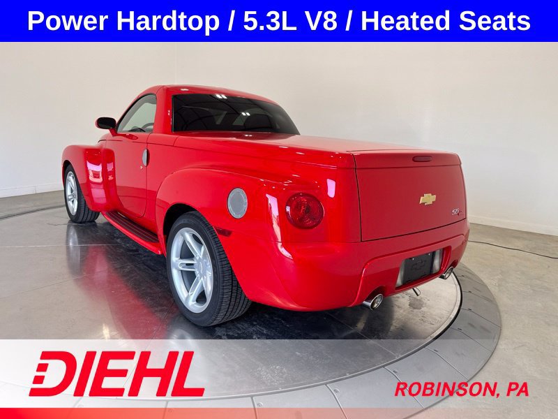 Used 2004 Chevrolet SSR w/ Preferred Equipment Group RWD image 8