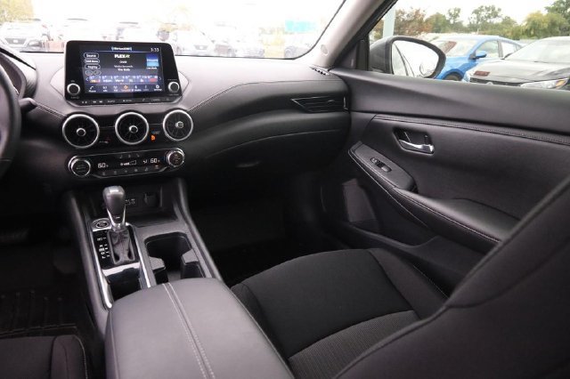 Used 2025 Nissan Sentra SV w/ All-Weather Package FWD image 25